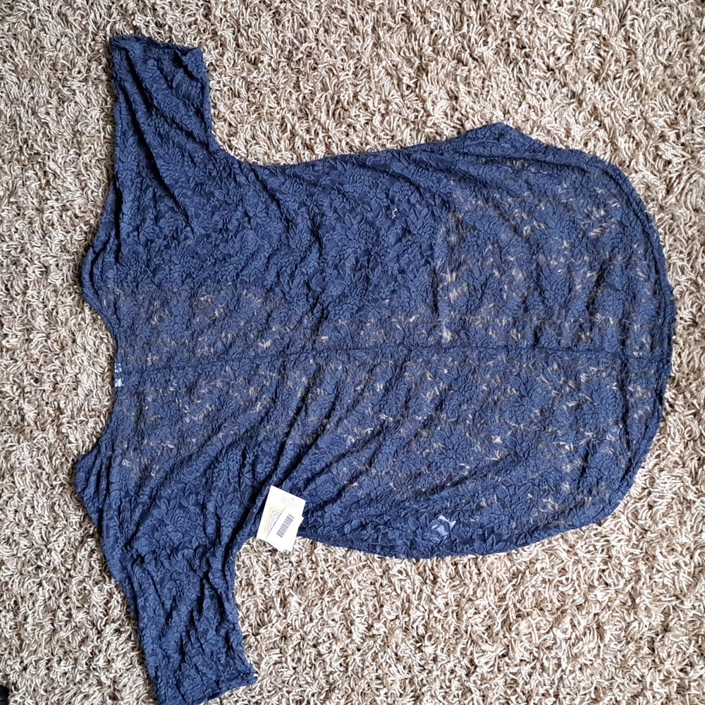 NWT. Lularoe Navy Blue Lace Lindsay Kimono - Picture 2 of 5